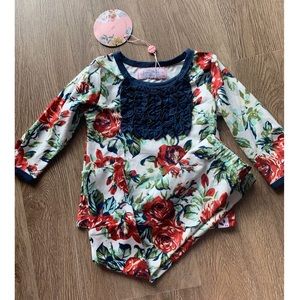 ❌SOLD❌Sweet Honey NWT Rosey Lounge